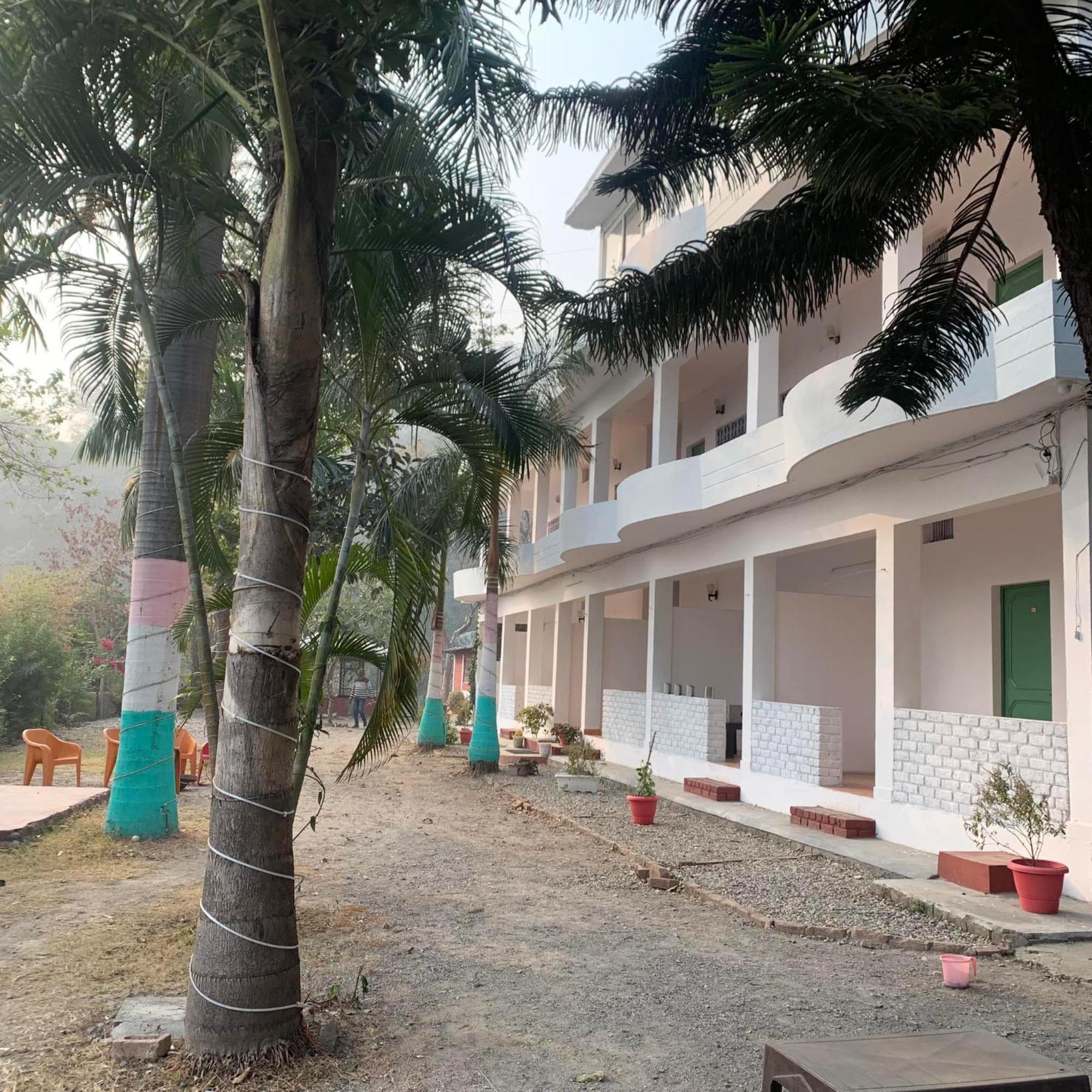 The Roxxy Royal Resort Rishīkesh Exterior foto